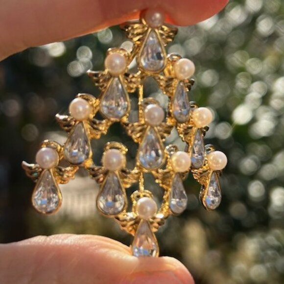 HOLIDAY🎄🎄NINA RICCI for AVON “Tree of Angels” Gold Christmas BROOCH - Picture 6 of 9